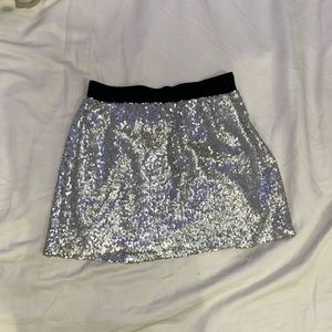 Robbi & Nikki sequin skirt